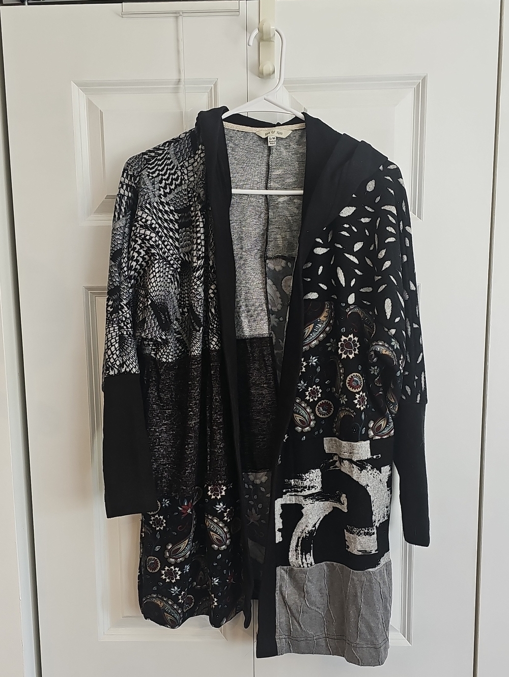 Yak N Yeti Black Patterned Hooded Cardigan Sweater